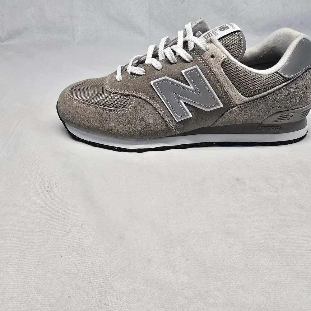 New Balance 574v2 Classic ML574EVG Men Size 11.5